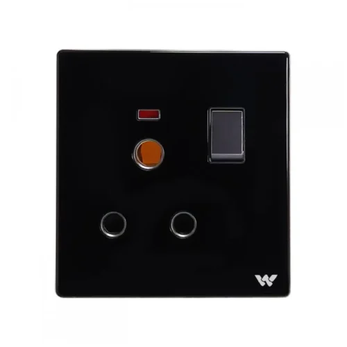 WALTON Crystal Series WC3PRS 3 Pin Round Socket with Switch