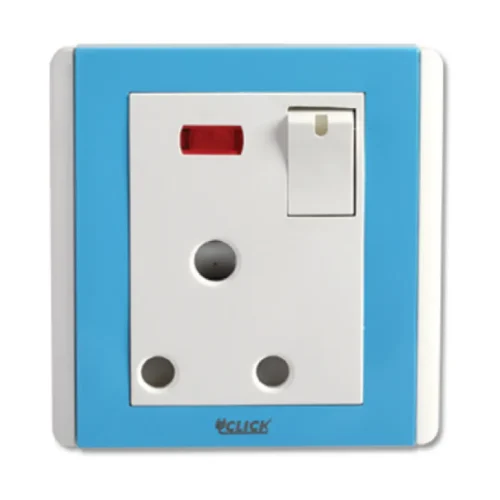 CLICK-IRISH-3 PIN ROUND SOCKET WITH SWITCH,15A