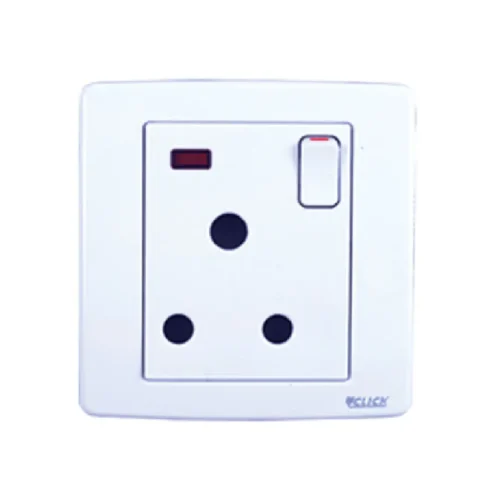 CLICK-PRIME-3 PIN ROUND SOCKET WITH SWITCH,15A